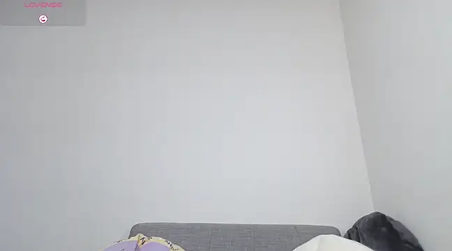  NOA-chan  online show from February 15, 2025, 3:17 pm