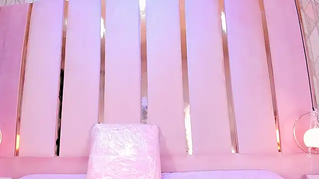 Snapshot of AlinaSweett chatting on January 31, 2025, 9:16 pm AlinaSweett online show from January 31, 2025, 9:16 pm