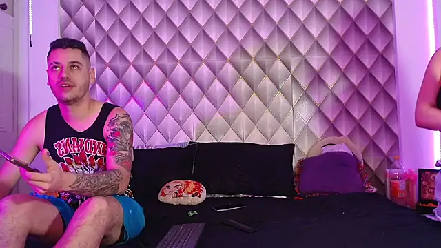 Snapshot of CoupleSwingerLatin chatting on February 25, 2026, 7:07 am CoupleSwingerLatin online show from February 25, 2026, 7:07 am