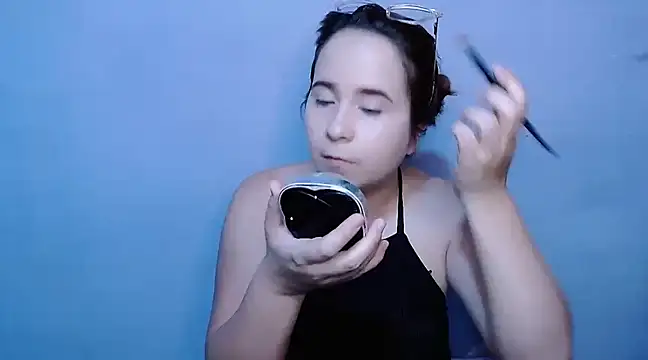 SubLayla01 online show from January 29, 2025, 6:18 pm