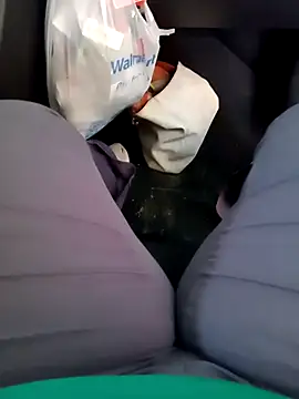 Snapshot of missthickness35_Pika chatting on January 26, 2025, 5:23 pm missthickness35 Pika online show from January 26, 2025, 5:23 pm