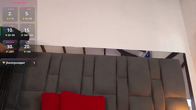 SELENA BIGBOOBS online show from November 4, 2025, 2:27 pm