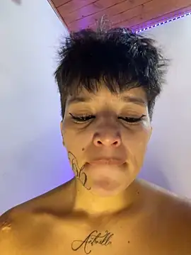 Snapshot of AbbyFtLuna chatting on March 9, 2025, 10:30 pm AbbyFtLuna online show from March 9, 2025, 10:30 pm