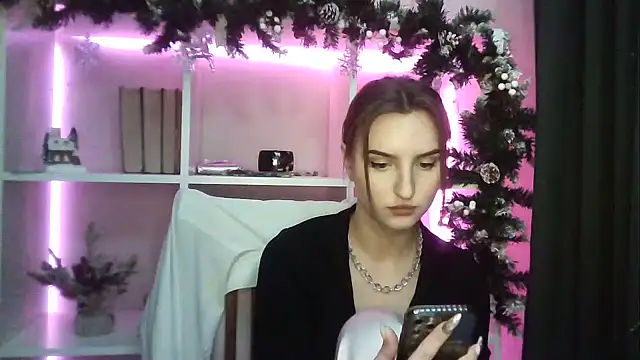 X Alisa online show from December 26, 2024, 7:49 pm