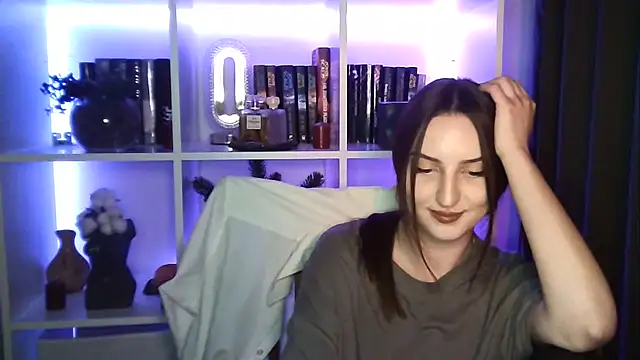 X Alisa online show from April 25, 2026, 6:49 pm