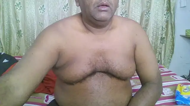 Beargryzzly online show from December 15, 2024, 3:45 am