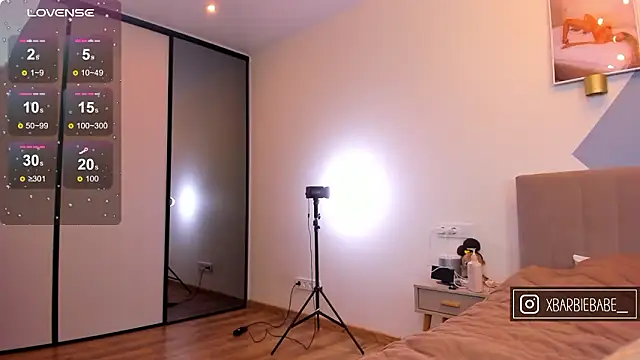 XBarbieBabeX online show from March 17, 2026, 6:17 am