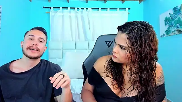 xxx sweet couple  online show from January 10, 2026, 6:20 pm