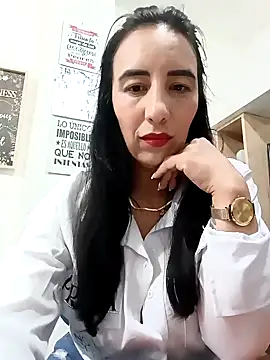 Snapshot of christine-x chatting on January 11, 2025, 10:51 pm christine-x online show from January 11, 2025, 10:51 pm