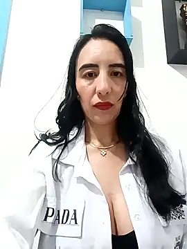 Snapshot of christine-x chatting on January 13, 2025, 1:28 pm christine-x online show from January 13, 2025, 1:28 pm