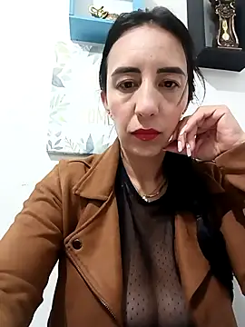 Snapshot of christine-x chatting on February 15, 2025, 9:48 pm christine-x online show from February 15, 2025, 9:48 pm