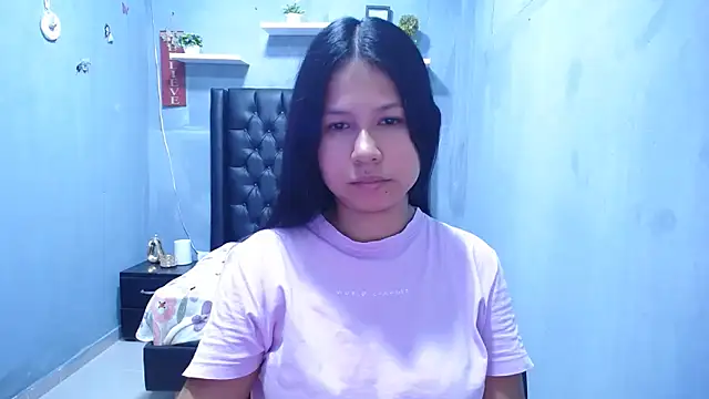 Snapshot of Letty_Plugxo chatting on May 4, 2026, 1:07 pm Letty Plugxo online show from May 4, 2026, 1:07 pm