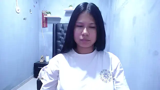 Snapshot of Letty_Plugxo chatting on May 19, 2026, 1:50 pm Letty Plugxo online show from May 19, 2026, 1:50 pm
