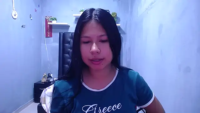 Snapshot of Letty_Plugxo chatting on May 21, 2026, 1:29 pm Letty Plugxo online show from May 21, 2026, 1:29 pm