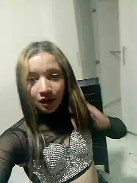 Snapshot of Valerii_Gil chatting on February 18, 2025, 8:38 am Valerii Gil online show from February 18, 2025, 8:38 am