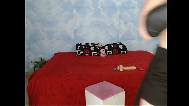 Snapshot of Valerii_Gil chatting on December 2, 2025, 10:05 pm Valerii Gil online show from December 2, 2025, 10:05 pm