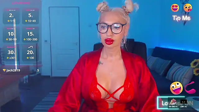 beauty chl0e online show from September 14, 2025, 6:51 pm