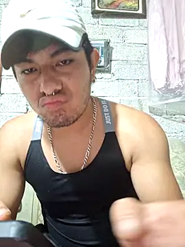 Snapshot of GusssHOT chatting on September 26, 2025, 3:16 pm GusssHOT online show from September 26, 2025, 3:16 pm