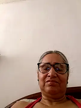 Snapshot of _candi chatting on April 22, 2026, 1:34 pm candi online show from April 22, 2026, 1:34 pm