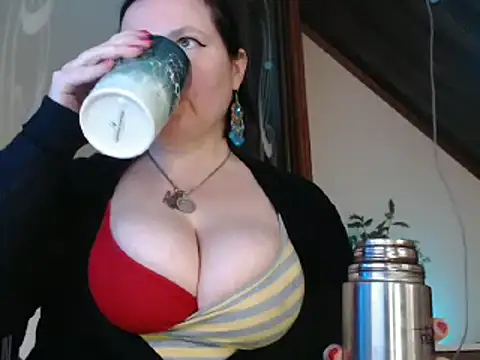 Snapshot of amorelara chatting on March 1, 2025, 11:50 am amorelara online show from March 1, 2025, 11:50 am