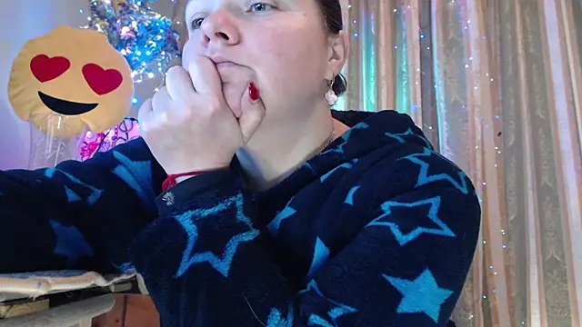 amorelara online show from March 22, 2026, 7:23 am