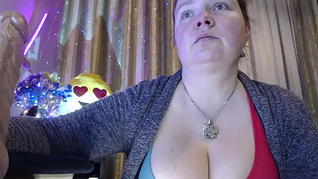 amorelara online show from May 24, 2026, 10:31 am