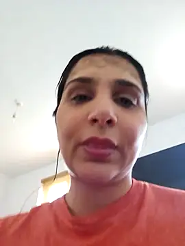 AfghanPrincess online show from April 1, 2026, 3:09 pm