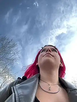 RiriRoseey online show from March 13, 2025, 12:02 pm