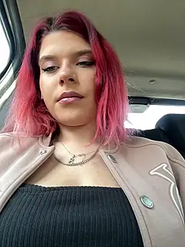 RiriRoseey online show from March 17, 2026, 9:01 am