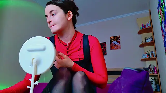 Miss Arwen online show from February 7, 2025, 3:55 am