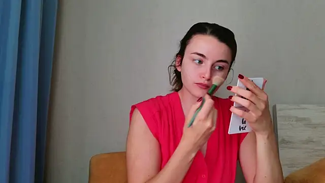 Snapshot of Miss_Arwen chatting on June 15, 2026, 6:15 am Miss Arwen online show from June 15, 2026, 6:15 am