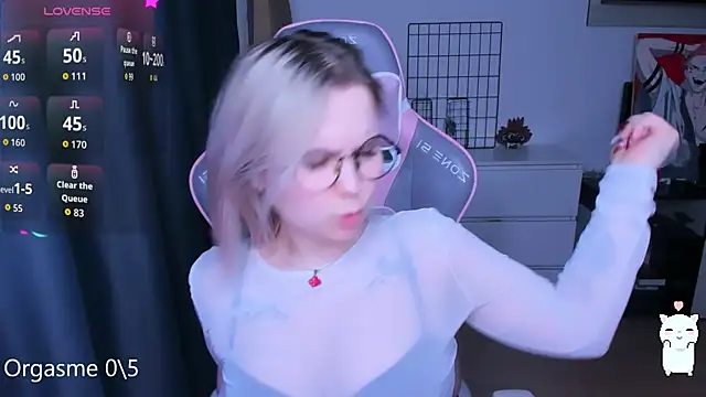 miray kuriyama123 online show from April 15, 2026, 8:09 pm