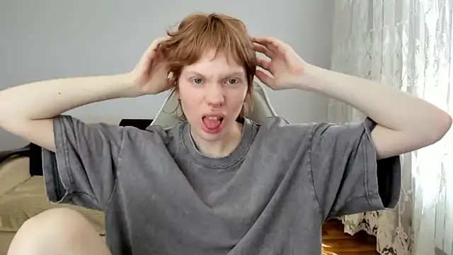 StellaDavis online show from May 15, 2026, 10:11 am