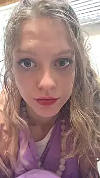 Snapshot of AriellaTaylor chatting on February 9, 2025, 3:00 am AriellaTaylor online show from February 9, 2025, 3:00 am