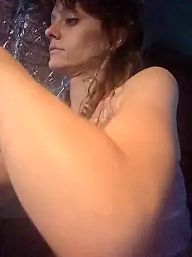 Snapshot of AriellaTaylor chatting on November 13, 2025, 9:47 pm AriellaTaylor online show from November 13, 2025, 9:47 pm