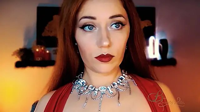 MissBeverlyMills online show from November 14, 2025, 3:38 am