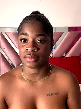 Snapshot of Tamara_Lubezkii chatting on December 4, 2024, 6:50 pm Tamara Lubezkii online show from December 4, 2024, 6:50 pm