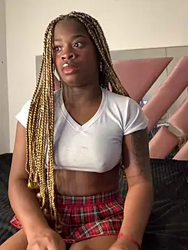 Snapshot of Tamara_Lubezkii chatting on January 25, 2025, 6:02 pm Tamara Lubezkii online show from January 25, 2025, 6:02 pm