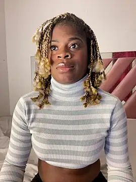 Snapshot of Tamara_Lubezkii chatting on February 21, 2025, 6:15 pm Tamara Lubezkii online show from February 21, 2025, 6:15 pm