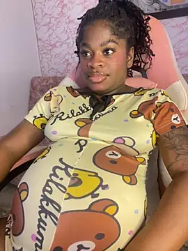 Snapshot of Tamara_Lubezkii chatting on October 2, 2025, 8:05 pm Tamara Lubezkii online show from October 2, 2025, 8:05 pm