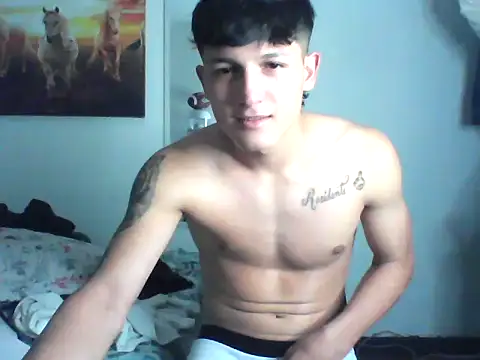 Snapshot of Pharaon_71 chatting on February 18, 2025, 1:10 am Pharaon 71 online show from February 18, 2025, 1:10 am