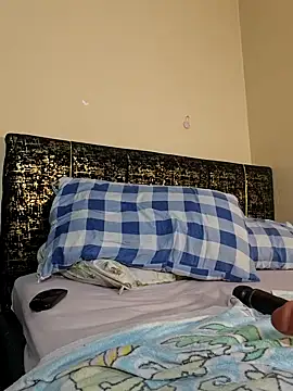 Missthigh online show from June 3, 2026, 7:11 am