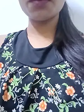 Snapshot of Sarita_7 chatting on September 14, 2025, 10:03 am Sarita 7 online show from September 14, 2025, 10:03 am