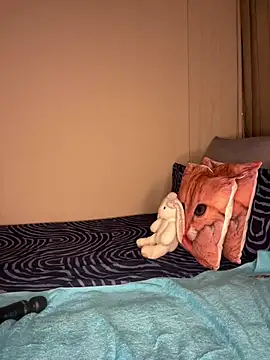 Kinkyy  online show from February 7, 2025, 3:23 am