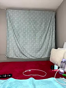 Kinkyy  online show from December 18, 2025, 11:44 pm