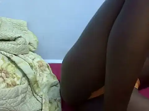 Snapshot of sweet-bery chatting on February 23, 2025, 3:29 pm sweet-bery online show from February 23, 2025, 3:29 pm