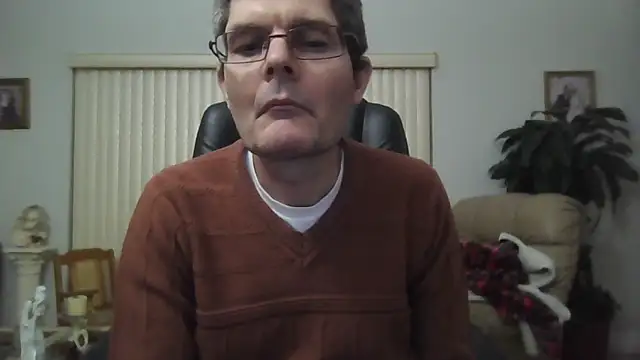 Snapshot of Copfiremen4566 chatting on March 20, 2026, 5:45 am Copfiremen4566 online show from March 20, 2026, 5:45 am