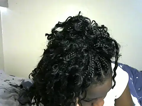 Novah  online show from October 23, 2025, 7:40 am