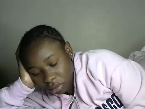 Novah  online show from November 19, 2025, 1:33 pm