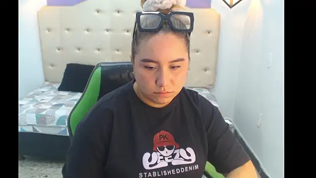 Kathiasaints online show from March 5, 2026, 10:06 pm